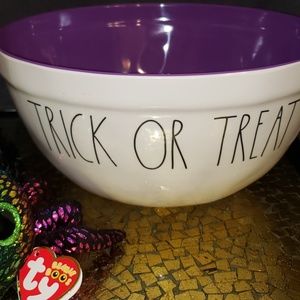 Rae Dunn Halloween Melamine bowl, Trick or Treat